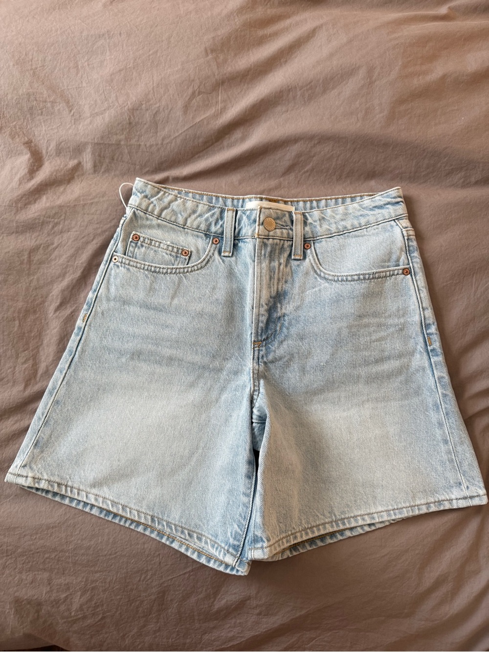 Denim Forum The 90’s Vintage Hi-Rise Baggy Denim Short